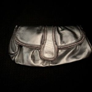 Silver clutch